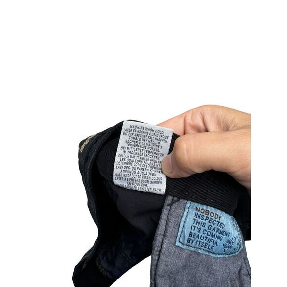 Gold Sign Virtue Navy Women Shorts Size 28 - Picture 10 of 10